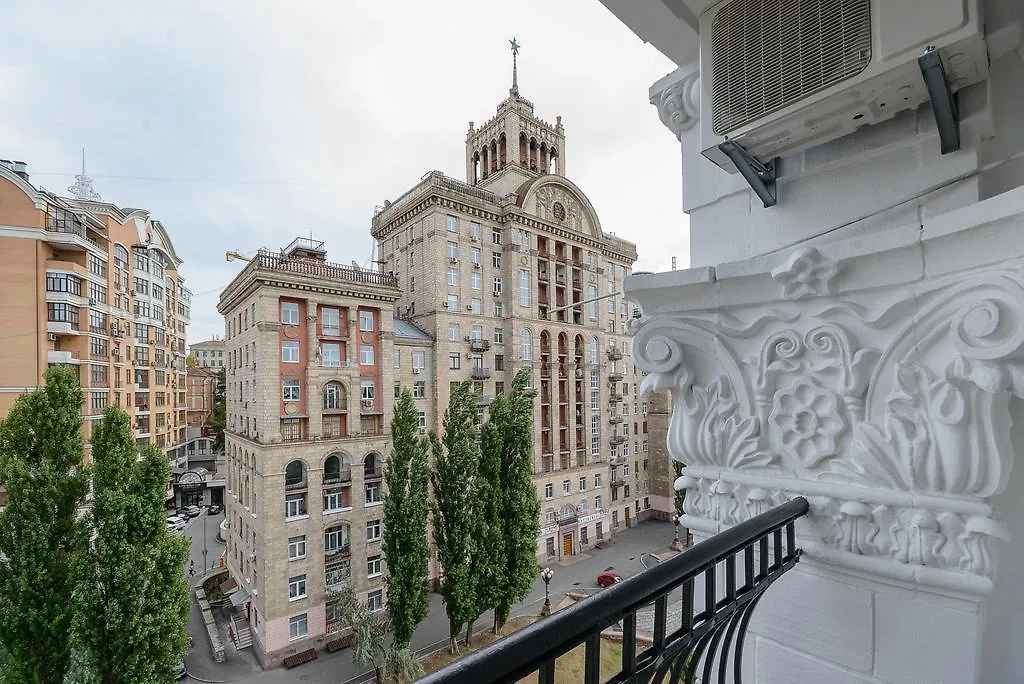 Partner Guest House Khreschatyk Kyiv 0*,