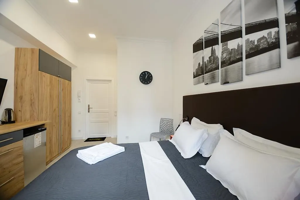 Partner Guest House Khreschatyk Kyiv Apartment