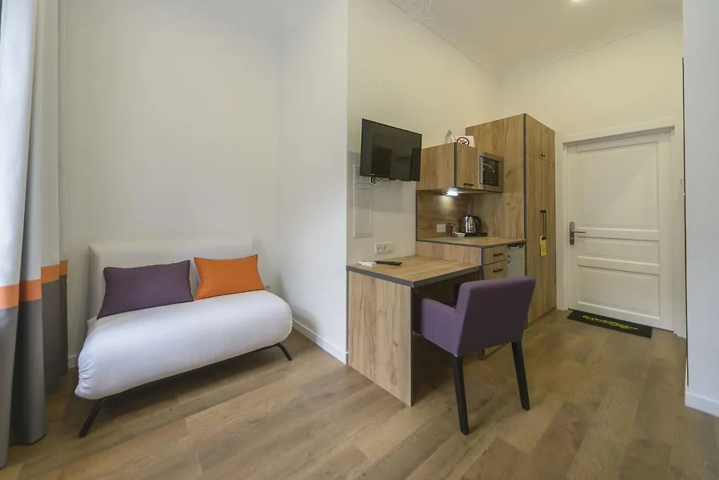 Partner Guest House Khreschatyk Kyiv 0*,  Ukraine