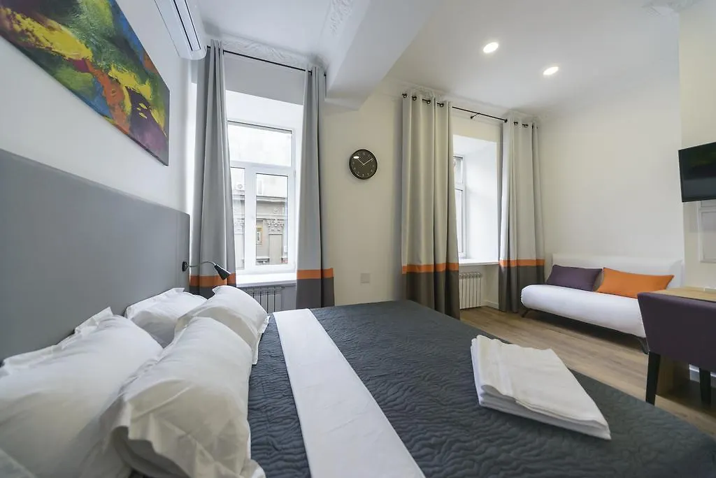 Partner Guest House Khreschatyk Kyiv 0*,